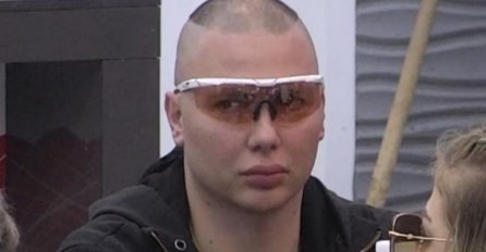 SJEĆATE LI SE BRENDONA IZ ZADRUGE? PROMIJENIO JE IME I PREZIME: Stavio periku i boravi u Moskvi, ALI KAO ŽENA - EVO KAKO IZGLEDA