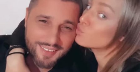 TRUDNA LUNA OTIŠLA KOD MARKA U BRUS, EVO ŠTA JE DOČEKALO NA STOLU: Slikala da svi vide, evo šta je MARKOVA MAJKA URADILA (FOTO)