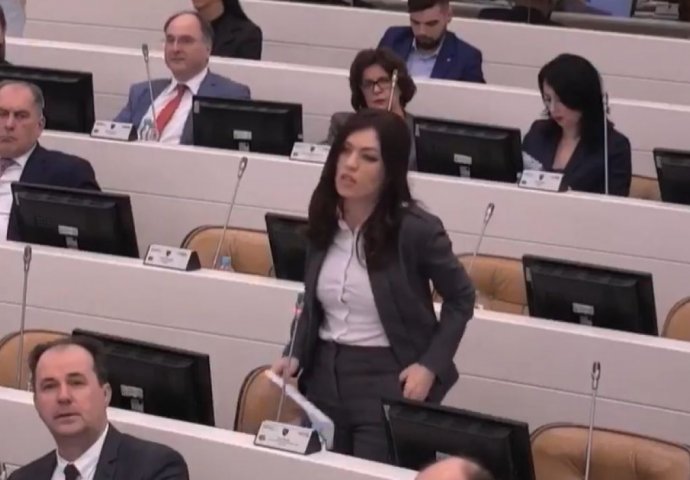 Sjećate se SANJE VULIĆ koja je rekla da je DODIK ZA NJU BOG? Dodik neće biti sretan kad čuje šta je DANAS IZJAVILA! 