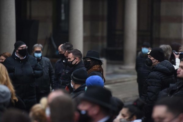 2402635-whatsapp-image-20201211-at-14-29-28-ff