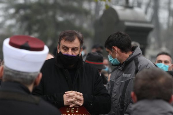 2402701-whatsapp-image-20201211-at-14-53-07-1-ff