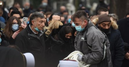 NAKON DŽENAZE VEČERAS SE OGLASILA DŽEJEVA KĆERKA MARIJA NA INSTAGRAMU: Evo šta je objavila