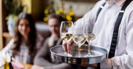 Grad u BiH ostaje bez radnika, većina mladih radi u Hrvatskoj za platu od 3.000 maraka