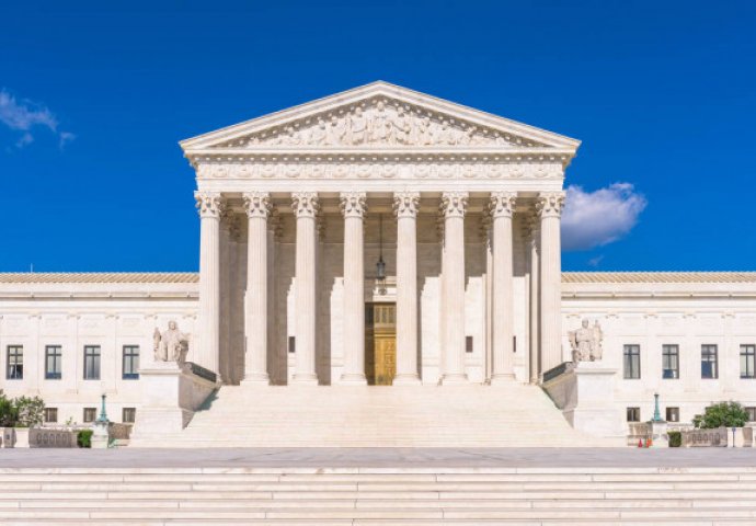 OBE AMERIČKE STRANKE POZDRAVLJAJU DONESENU ODLUKU VRHOVNOG SUDA!