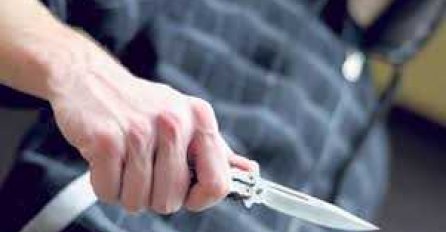 Migranti izboli nožem dječaka (16) jer je ODBIO DA IM DA NOVAC