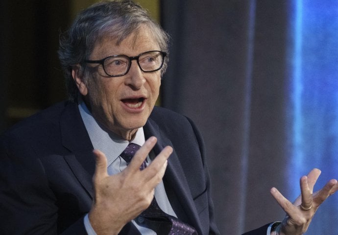 BILL GATES PREDVIĐA DO KADA ĆE SAD BITI U 'LOCKDOWN-u', ono što navodi nisu dobre vijesti!