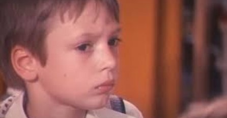 EVO KAKO JE VUČIĆ IZGLEDAO U OSNOVNOJ ŠKOLI: Pojavio se snimak, "JEDVA SAM GA PREPOZNAO"