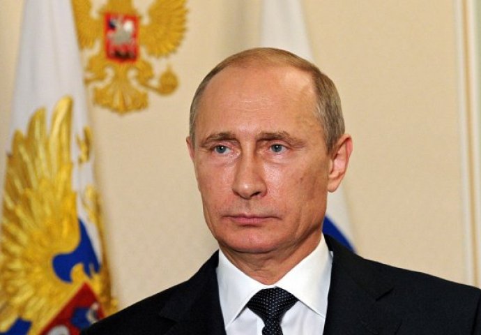 Putin upozorava da će Rusija djelovati ako NATO pređe crvenu liniju u Ukrajini
