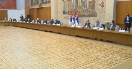 KRIZNI ŠTAB prije pola sata završio sastanak! Poznate odluke: Tržni centri i ugostiteljski objekti i ovog vikenda zaključani u Srbiji