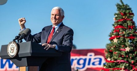 MIKE PENCE VAKCINISAN: 'Ništa nisam osjetio'