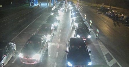 DIJASPORA KRENULA U BiH: Kilometarske kolone na graničnim prelazima