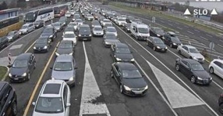 Velike gužve na granicama u Hrvatskoj, za ulaz u državu se čeka nekoliko sati