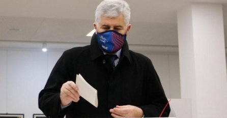 Čović glasao za novu vlast u Mostaru: Izbori nisu historijski, ali su previše važni