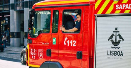 POVRIJEĐENO PET LJUDI: Srušila se zgrada u centru Lisabona