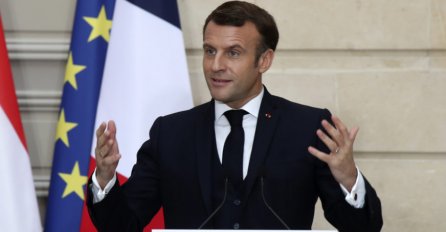 MAKRONOVA PORUKA IZ SAMOIZOLACIJE “Povećati budnost zbog epidemiološke situacije”