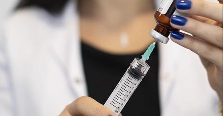 Vlada Federacije BiH uplatila sav novac za nabavku vakcina