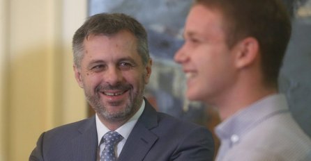 PRIJE 2 GODINE SU GA HAPSILI, A U ČETVRTAK SJEDA U FOTELJU GRADONAČELNIKA: Radojičić predaje dužnost Stanivukoviću