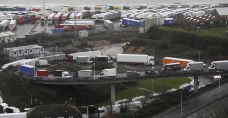 Nestvarni prizori iz Engleske, hiljade kamiona nastavlja put nakon ublažavanja mjera