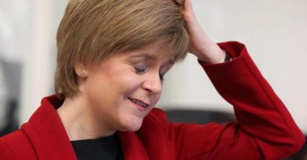 'Ja sam pogriješila' Škotska ministrica izvinjava se zbog maski!