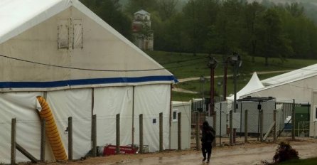NAKON POŽARA U KAMPU: Traži se istraga i nova rješenja za smještaj migranata
