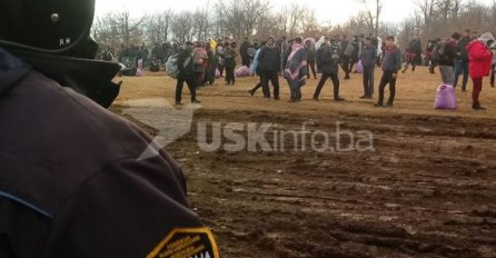 Migranti pokušali BLOKIRATI MAGISTRALNI PUT kod Bihaća, u grupama silaze u grad