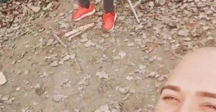 DARKO LAZIĆ SA ROĐENIM BRATOM OTIŠAO NA PECANJE: Kad su vidjeli kako mu brat izgleda, ŽENE U TRANS PALE - OSMIJEH OD MILION DOLARA (FOTO)