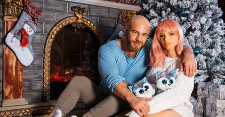 OŽENIO PVC LUTKU, A SAD TUGUJE: 'Sa suprugom ne mogu dočekati ni Božić jer su joj pukli dijelovi...'