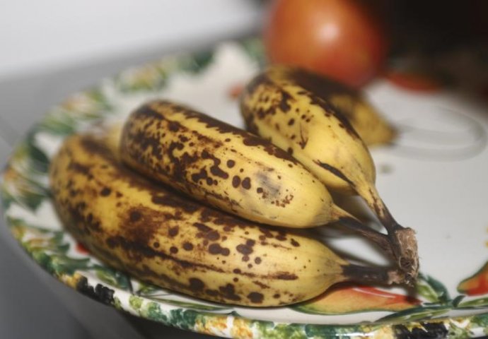 Ne treba da ih izbjegavamo! PREZRELE BANANE su zdravije nego što smo mislili