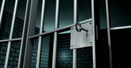 Ublažene kazne djevojkama koje su usmertile svoje nasilne momke!