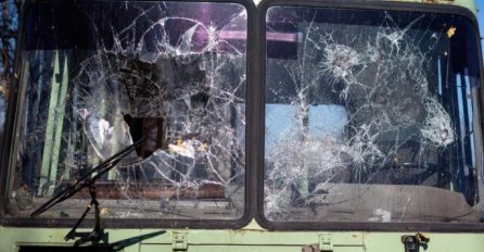 TEŠKA SAOBRAĆAJNA NESREĆA, SUDAR AUTOBUSA I KAMIONA: Poginulo 37 ljudi u selu Nemale