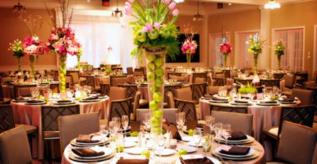 GOSTE HOTELA ČEKA NEPRIJATNO IZNENAĐENJE: Evo šta će umjesto plaćene SVEČANE VEČERE dobiti 31. decembra! VLADA NEUMOLJIVA!