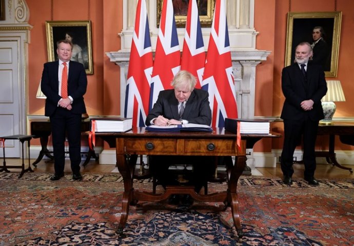 Britanija i EU potpisale konačan ugovor dan uoči konačnog Brexita