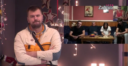 STIGLA VIDEO ČESTITKA I ZA JANJUŠA: Sve je zanimalo da li će se ONA POJAVITI PRED KAMEROM, Janjuš u suzama izašao napolje (VIDEO)