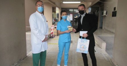 DRAŠKO DAROVAO PRVOROĐENU BEBU U 2021. U BANJALUCI: Stigao sa vrijednim poklonom