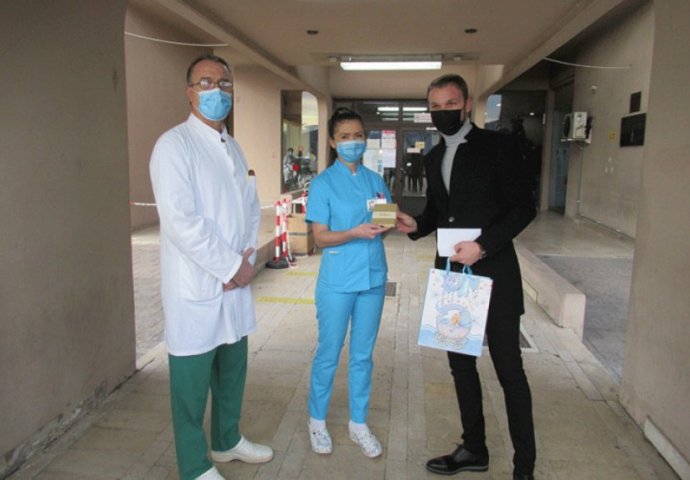 DRAŠKO DAROVAO PRVOROĐENU BEBU U 2021. U BANJALUCI: Stigao sa vrijednim poklonom