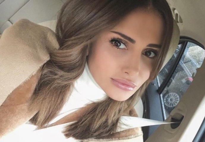 EMINA JAHOVIĆ POKAZALA MAJKU, fanovi u čudu: EVO KAKO ONA IZGLEDA, rijetko se pojavljuje u javnosti