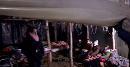 Potresne scene iz Petrinje: Porodica već četvrtu noć provodi u plasteniku