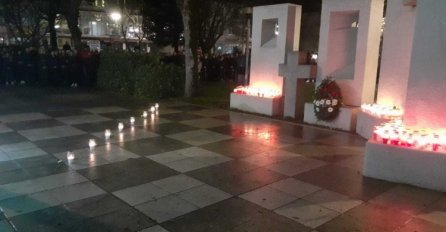 Zapaljeno osam bijelih svijeća za tragično preminule tinejdžere