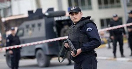 Zbog optužbi za finansiranje terorizma uhapšen "vođa" militantne grupe! JEDNA OD DRŽAVA ZA FINANSIRANJE BILA JE I BOSNA!