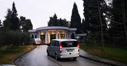 Nakon obdukcije: Članovi porodica stradalih Posušaka preuzimaju tijela najmilijih