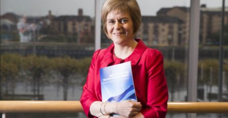 Sturgeon: Škotska se nada nezavisnosti i članstvu u EU