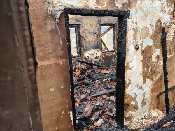 10496-pozar-u-gornjem-jelovcu-1536x1152