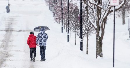 POLARNI VRTLOG SE DIJELI NA DVA DIJELA, ovo može dovesti do sedmica 'divlje' zime!