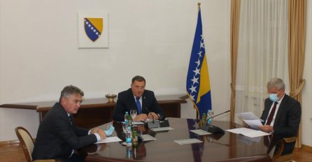 Dodik ne želi da se izjasni o Komšićevom prijedlogu da VM dostavi izvješće o donacijama za migrantsku krizu, niti o angažmanu OS BiH