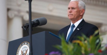 Oglasio se i Mike Pence, poruka za Trampove pristalice "Mirni protest pravo je svakog Amerikanca, ali..."