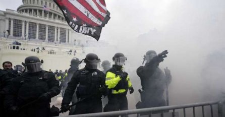 Boris Johnson opisao dešavanja u Kapitolu kao "sramotno"!