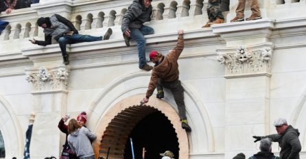 USKORO IZA REŠETAKA: Ovo je dokaz da je Donald Trump još prošle godine pozvao pristaše na proteste 6. januara (FOTO)