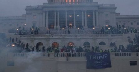 POGINULE ČETIRI OSOBE: Prva grupa uhapšenih demonstranata danas pred sudom