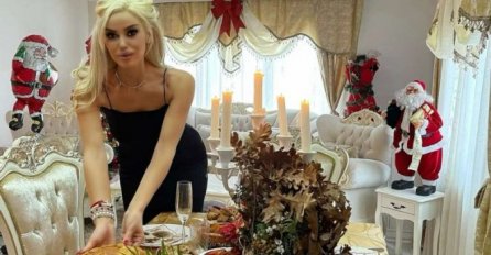 ONA JE NAJZGODNIJA POLITIČARKA U SRBIJI, A SADA JE OTVORILA VRATA SVOG DOMA: Ovo još niste vidjeli, evo kako proslavlja Božić (FOTO)