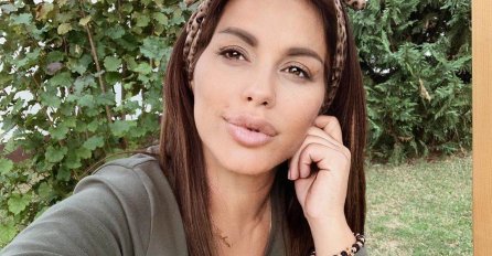 Ona je kraljica dekoracije: Dom Seke Aleksić odiše bajkovitom prazničnom atmosferom! (FOTO)